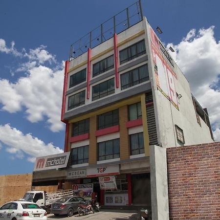 Oyo 666 Mc Hotel Fairview Quezon City Zewnętrze zdjęcie
