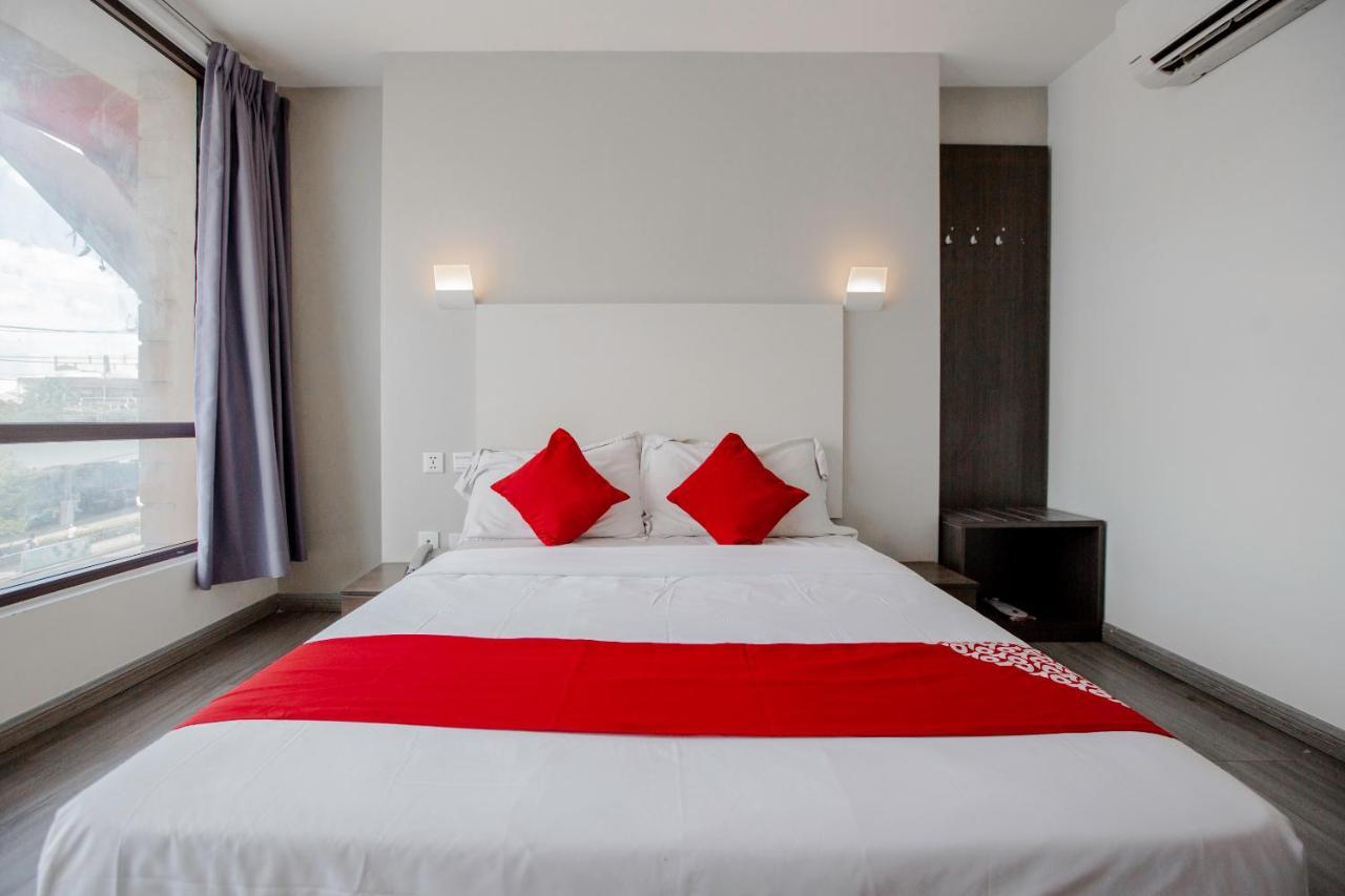 Oyo 666 Mc Hotel Fairview Quezon City Zewnętrze zdjęcie